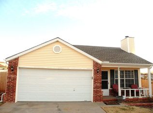 1036 Shadowlake Rd, Norman, OK 73071