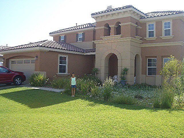 1st image of 1033 Hawthorne Dr