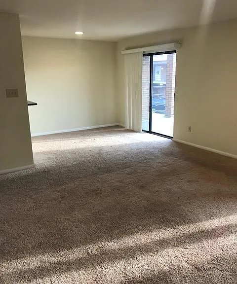 1601 Delaware Ave #26C — Photo 7