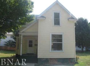 716 N Monroe St, Clinton, IL 61727