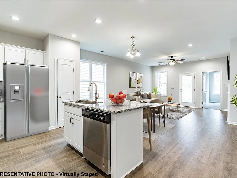 183 Sandpiper St — Photo 4