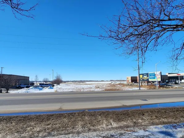 Bridge Ave, Albert Lea, MN 56007