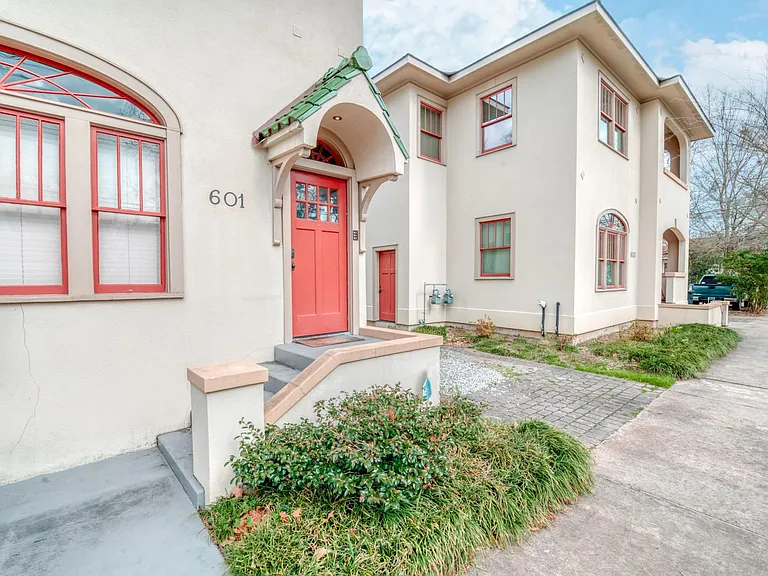 601 Spanish Town Rd #C — Photo 1