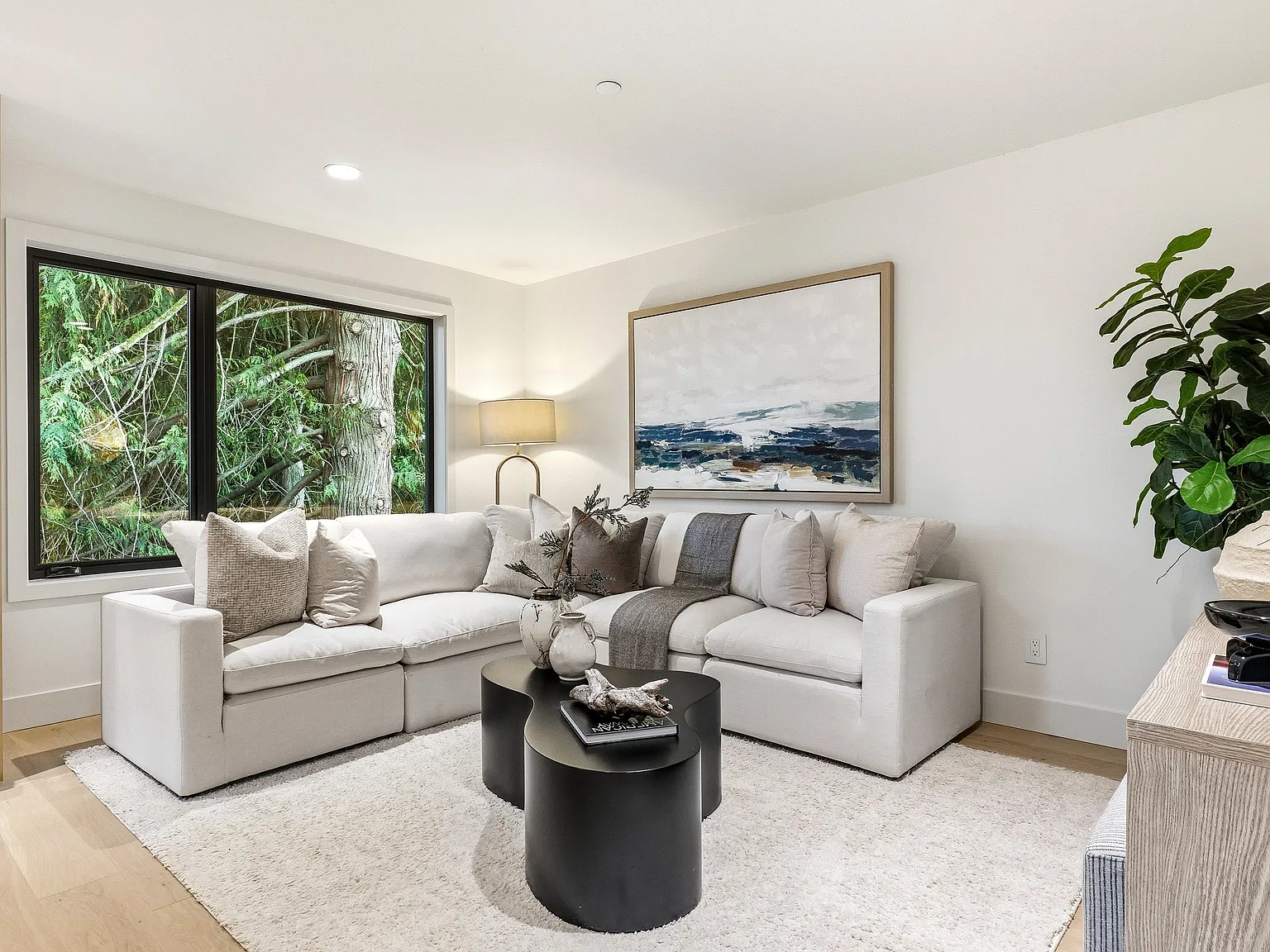1 bed, 603 sqft, $2,700 — Photo 4