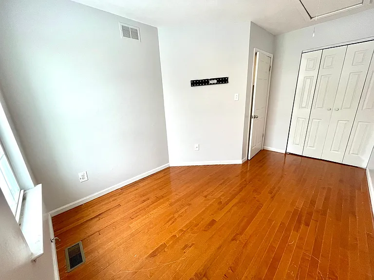 5 Stark Ct — Photo 13