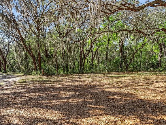 4th image of 2917 Lake Griffin Rd