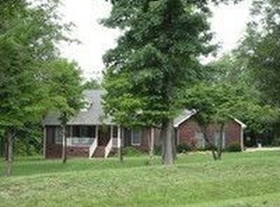 125 Deep Water Ct, Badin Lake, NC 28127