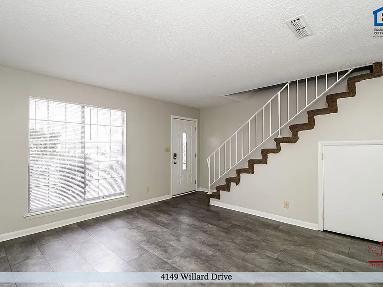 4149 Willard Dr — Photo 4