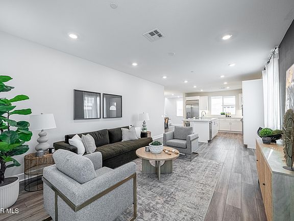 5th image of 3073 Harrison Ln