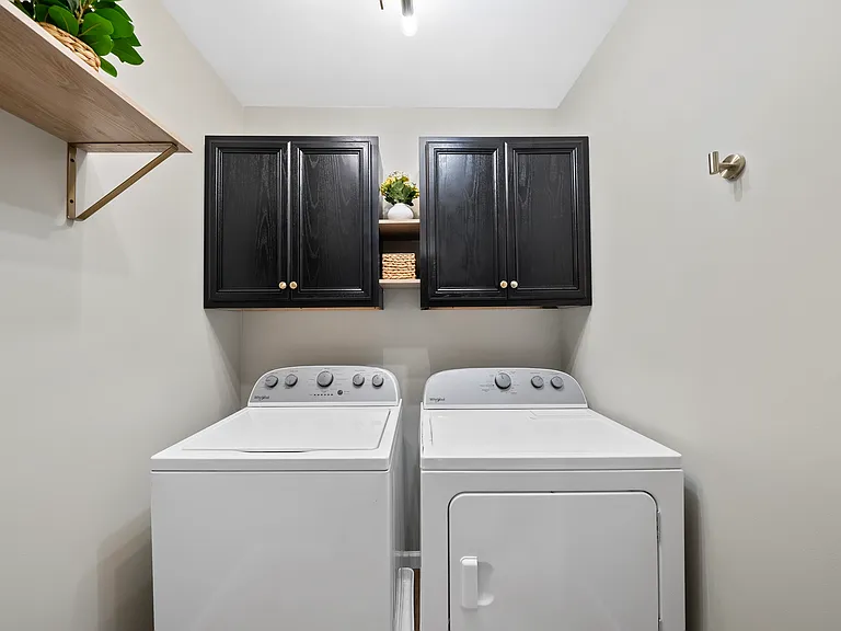 919 Award St — Photo 12