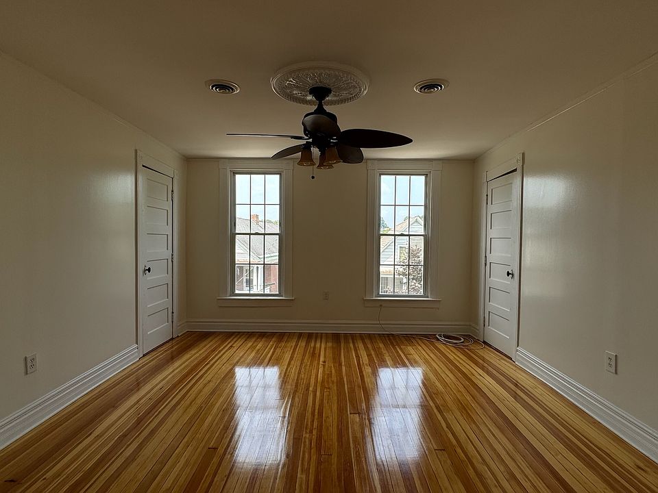 1st image of 5 Balsam Ave #3