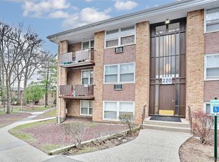 220 Kearsing Parkway #G, Monsey, NY 10952