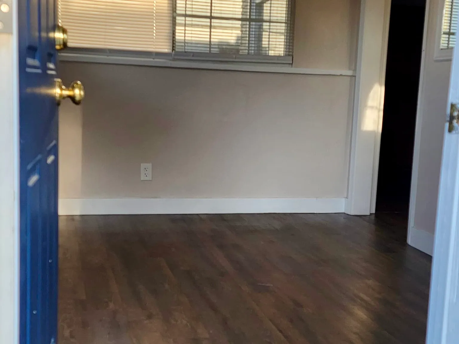 1 bed, 400 sqft, $1,095 — Photo 2