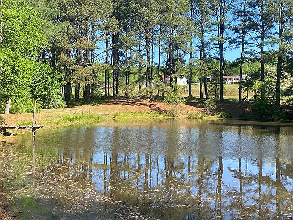 5th image of 5352 Wilkes Yadkin Rd