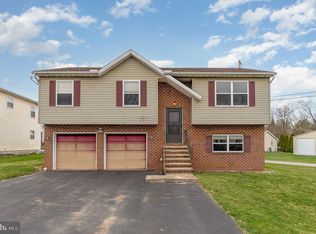1800 Poplar Rd, Dover, PA 17315