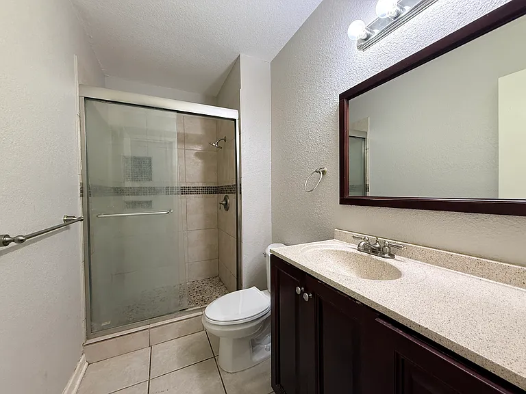 16611 Wolf Rdg — Photo 7