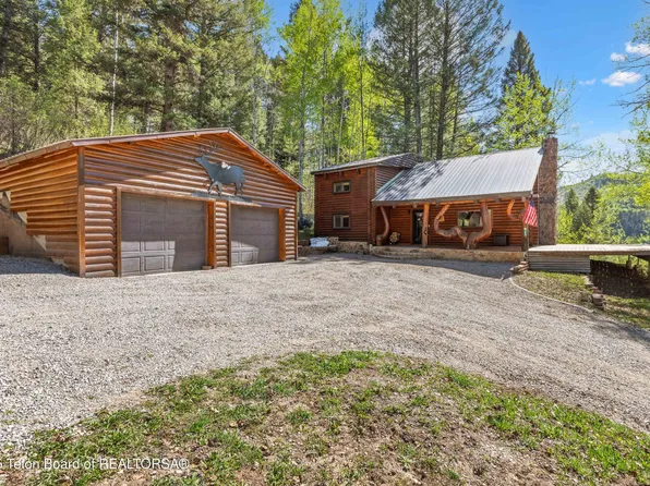 185 River Bench Rd, Thayne, WY 83127