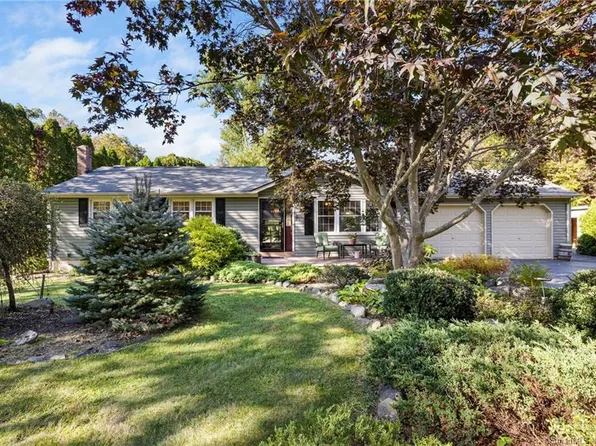 47 Walnut Avenue, East Hampton, CT 06424