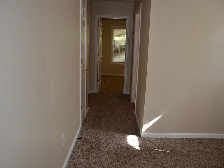 6021 Grovegate Ln — Photo 7