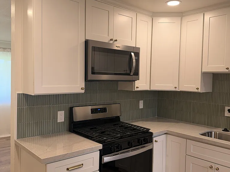 205 Alaska Ave #2 — Photo 4