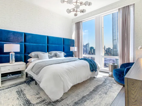 35 Hudson Yards image 13 of 17