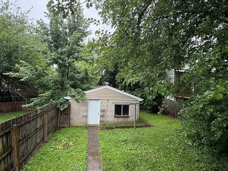 738 M St — Photo 22