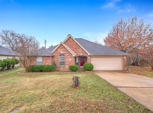 413 W Creek Dr, Royse City, TX 75189
