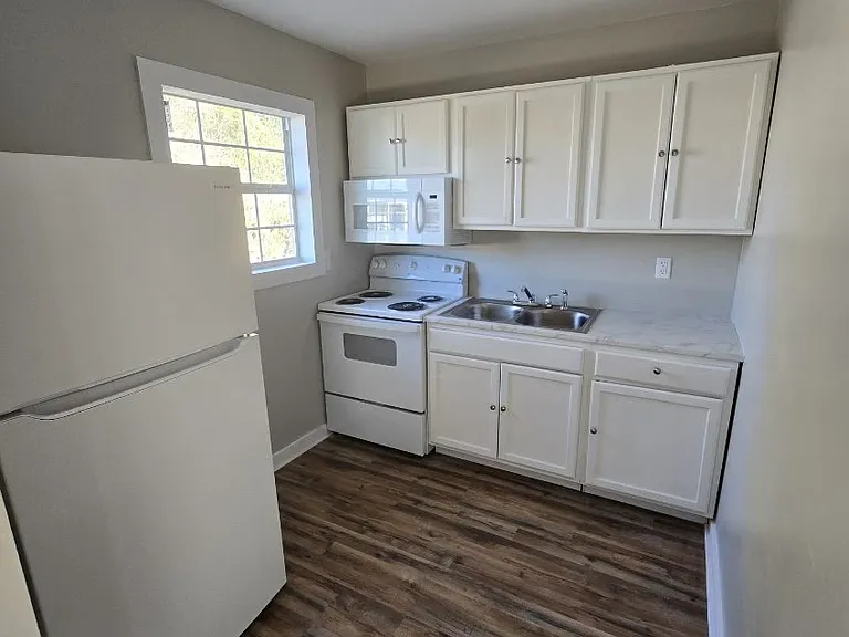 501 Brooks Rd #D1 — Photo 7