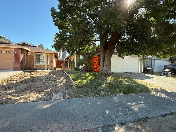 4th image of 4408 Calcutta Way