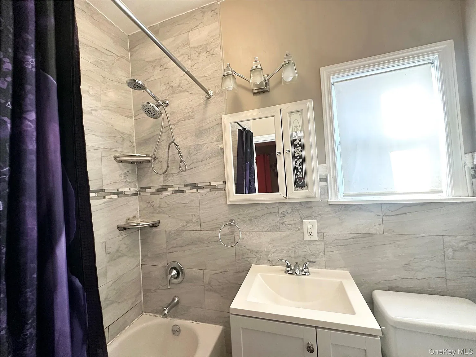 1 bed, 1.0 bath, 1000 sqft, $1,900 — Photo 3