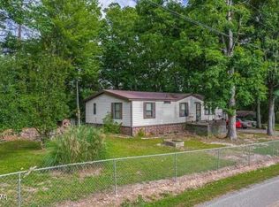 1354 Splashaway Rd, Newport, TN 37821