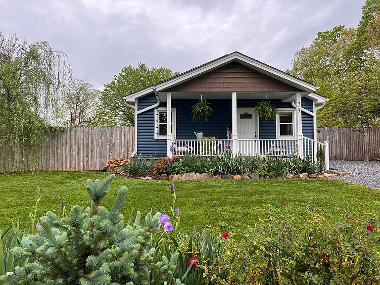 29 White Oak Rd — Photo 1