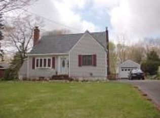 22 Sally Ln, Ridge, NY 11961