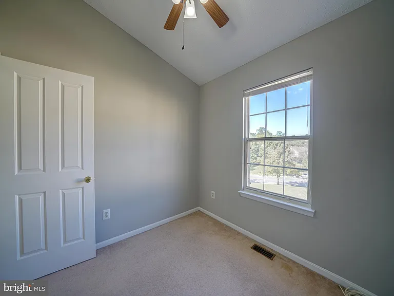 9314 Lawson Ln — Photo 31