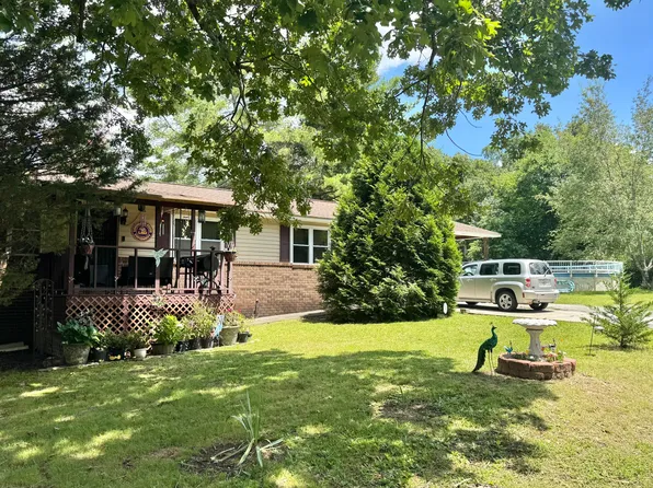 704 Jason Dr, Trion, GA 30753