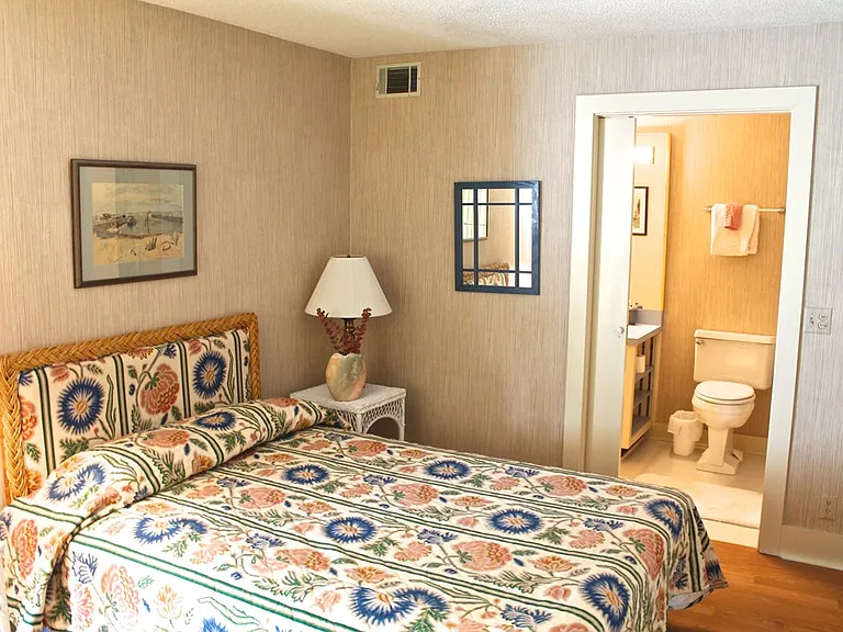 404 Fairway Villas #404 — Photo 7
