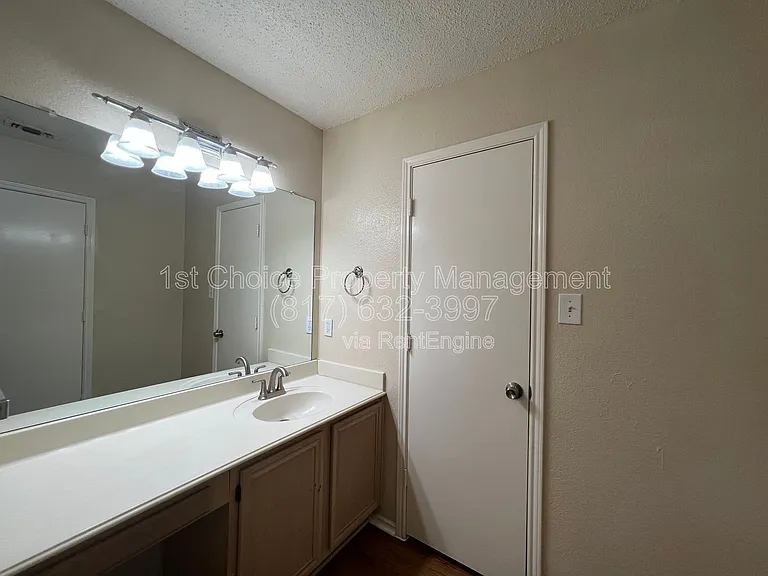 2213 Rolling Creek Run — Photo 13