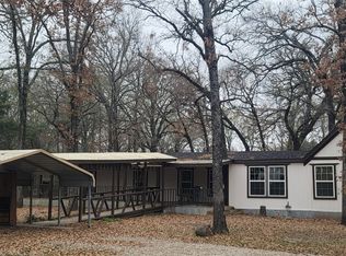 149 Golden Oaks Dr, Mabank, TX 75156