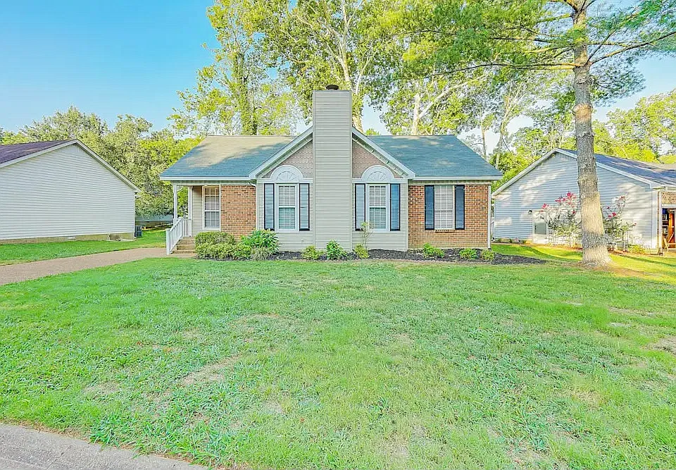 101 Heathcote Ct