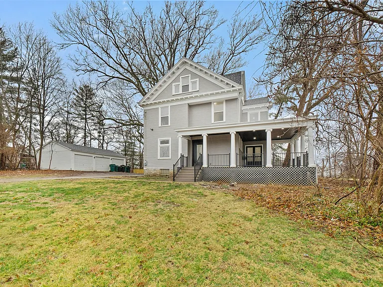2978 Wardall Ave — Photo 13