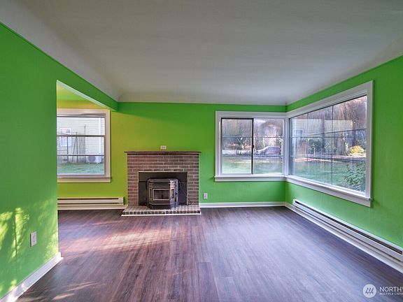 3rd image of 1804 33rd Avenue NE