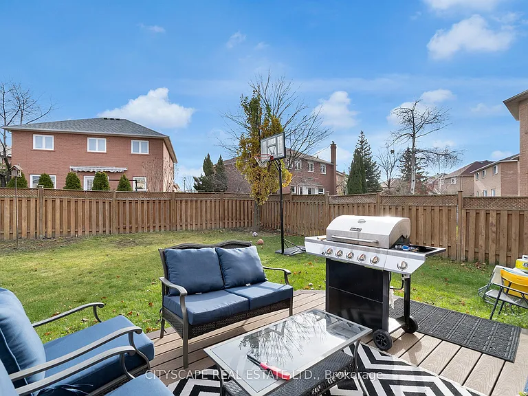 6421 Donway Dr — Photo 38
