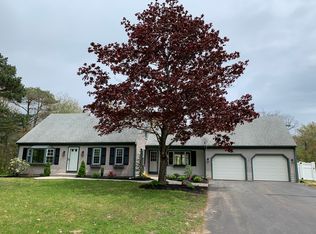 2 Long Plain Rd, Mattapoisett, MA 02739