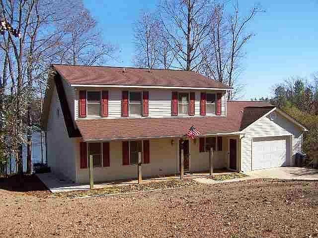 2nd image of 368 Hidden Lakes Ln