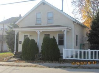 9 Oxford Ave, Dudley, MA 01571