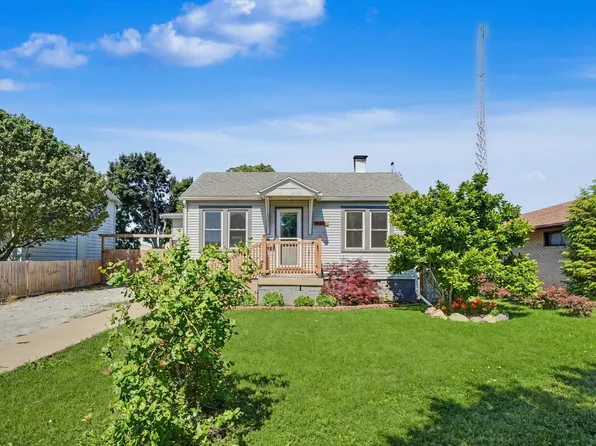 609 S Sangamon Ave, Gibson City, IL 60936
