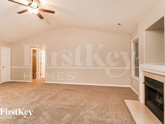 3rd image of 10226 Orchard Grass Ct