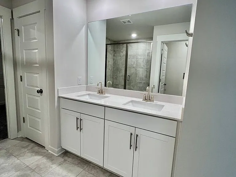 1030 Ewell Farm Cir — Photo 22