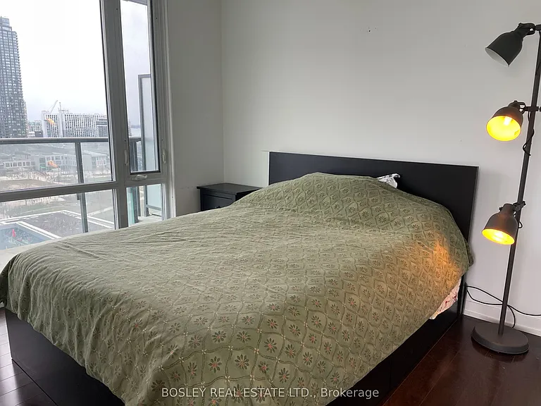 170 Fort York Blvd #1404 — Photo 4