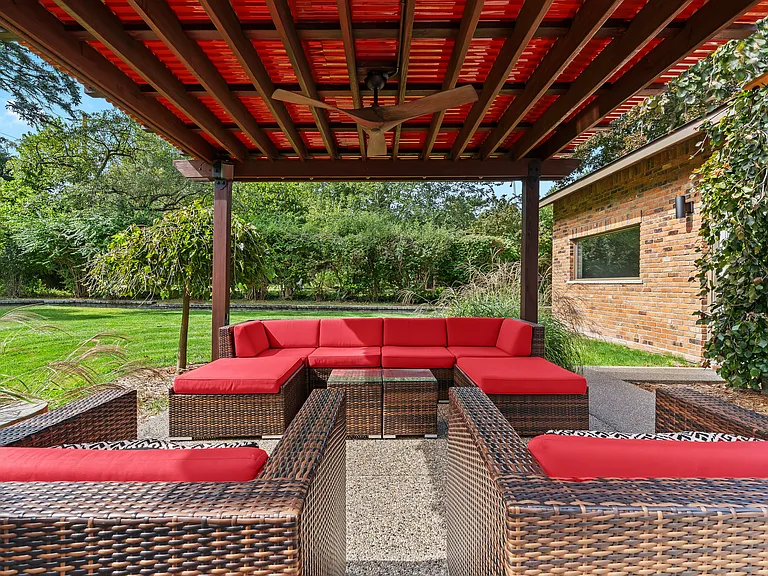 870 Pine Hill Dr — Photo 5